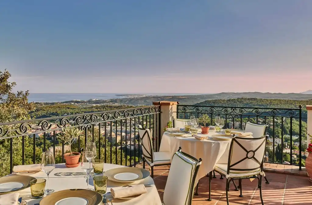 Fancy restaurant tables with a sea view
