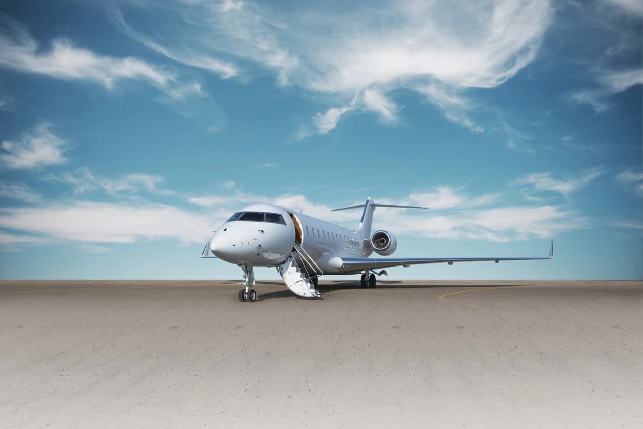 Helisecurite White Private Jet